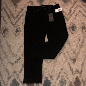 6/28 Lucky Brand Black Jeans